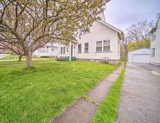 Others 2 Meadville Apartment w/ Deck < 2 Mi to Allegheny!