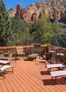 ภาพหลัก Oak Creek Village Home w/ Deck & Red Rock Views!