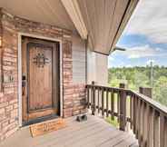 Others 4 Cabin w/ Mtn View & Hot Tub by Continental Golf!