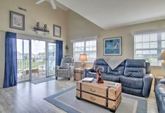 其他 2 Near Beaches: Ocean View Condo w/ Balcony!