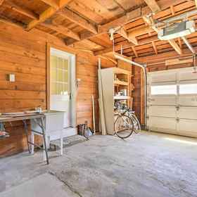 Interior1內塔茲鹹狗小屋度假屋,Oceanside Ocean Front Cabins飯店