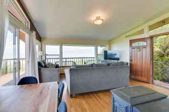 Others 4 Mckinleyville Getaway w/ Hot Tub & Ocean Views!