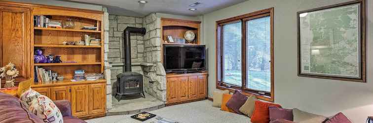 Others Charming Hideaway w/ Patio: 3 Mi to Kansas State!