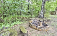 อื่นๆ 7 Enormous Mountaintop Marble Falls Home W/fire Pit!