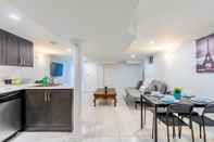 Lain-lain Stylish 2BR Condo - Heart Of Trinity Bellwoods