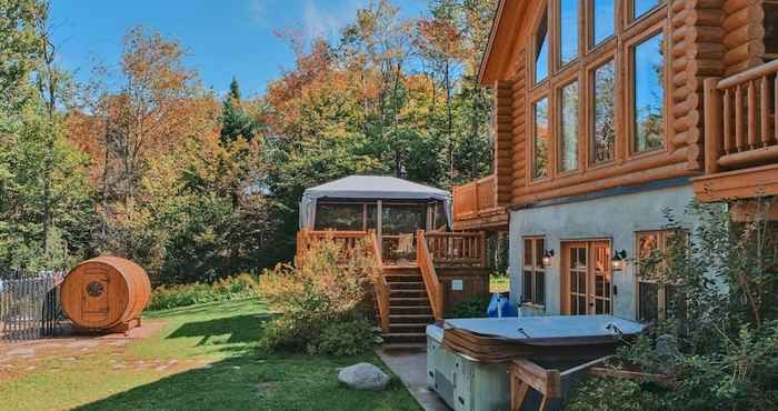 Others Grand Duc 74 - Gorgeous log Cottage With Private hot tub Heated Pool and Sauna