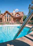 Imej utama Executive Plus 44 - Majestic log Chalet With hot tub Sauna Heated Pool and Close to Activities