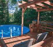 อื่นๆ 2 Duc 88 - Luxury log Chalet With hot tub Barrel Sauna and Private Heated Pool