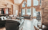 Others 7 Executive Double 26 - Stunning Luxury log Home With hot tub Sauna Heated Pool