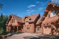 Others Executive Plus 89 - Luxurious log Home With Private hot tub Pool Sauna and Close to Activities