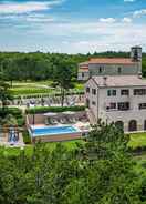 Primary image Luxury Pool Villa Gradin