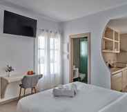 Others 6 Bedspot Apartments Paros