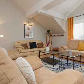 Primary image1Ursynow 寬敞公寓 by Renters,维斯瓦大学飯店