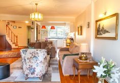 Others 5 Spacious Detached House With Garden in Izmir