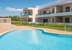 Others 6 Apartment High-speed Internet A C Shared Pool Near Beach Rlag104