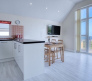 Others 2 Bluebird - 2 Bedroom Apartment - Pendine