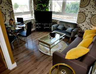 Others 2 Ultra Deluxe Versace Apartment Near Sheffield