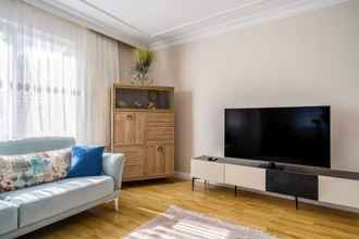 Lain-lain 4 Spacious and Fully Furnished Flat in Bahcelievler
