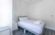 อื่นๆ 2 Modern 2BD Flat With a Garden - West Hampstead