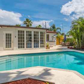Primary image1Casa Sirena By The Marina Suites with Pool,Greater Fort Lauderdale-Broward County Convention Center飯店