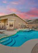 Primary image Thunderbird Desert Fairways Maricopa 4 Bedroom Home by Redawning