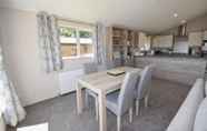 Others 6 Long View Lodge in Roebeck Country Park Sleeps 4