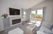 Others 3 Long View Lodge in Roebeck Country Park Sleeps 4