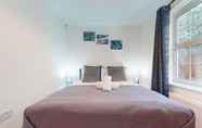 Others 5 Stunning 2-bed Apartment in Grays