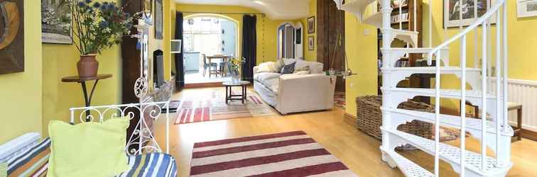 Lainnya Boho Charm Apartment London