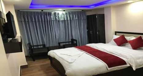 기타 2 MeroStay 140 Hotel Paradise