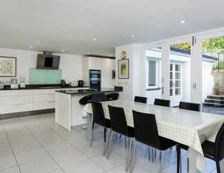 Lainnya 2 Keat s Country Apartment London