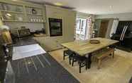 Others 7 Shippenrill Croyde 6 Bedrooms Sleeps 13 Hot Tub