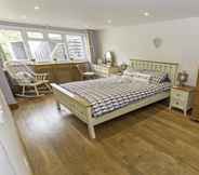 Others 4 Shippenrill Croyde 6 Bedrooms Sleeps 13 Hot Tub