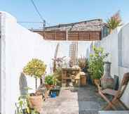 Lainnya 6 Church Cottage West Down Sleeps 6 7 Dog Friendly