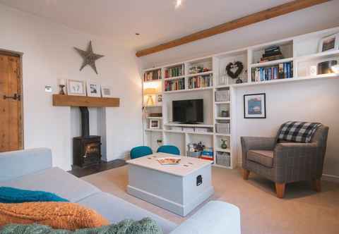 Lain-lain Church Cottage West Down Sleeps 6 7 Dog Friendly