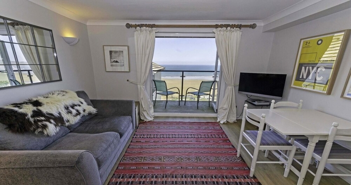 Others Clifton Court Apt 23 With Seaviews Heated Pool