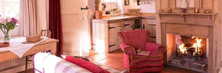 Lainnya Farm Cottage a Cute C16th Cottage a Walk Across the Fields to a Great pub