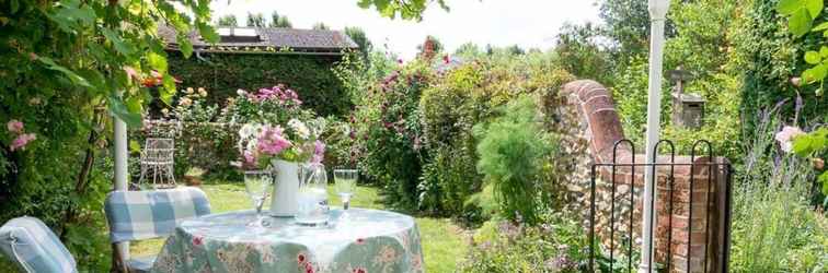 Lainnya Romney a Cosy Victorian Cottage in a Picturesque Suffolk Village