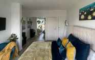 Others 4 A Luxurious 1 Bedroom in St Kilda Junction