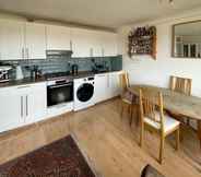 Others 5 Trendy 2BD Flat - 6 Minutes to Wimbledon