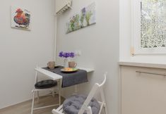 Others 3 Sunny Studio Raclawicka by Renters