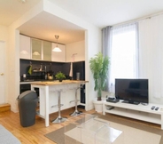 Lain-lain 7 139-2e West Village 1BR Best Value