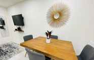 Others 7 78-3a Luxury Brand New Modern 1BR W D