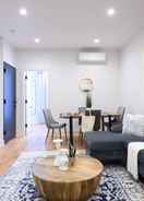 บริเวณนั่งเล่น 388-3 New 2BR WD Sleeps5 Prime Park Slope