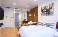 Lainnya 7 83-3w UES Central Park Newly Furnished XL Studio