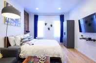 Lainnya 83-3w UES Central Park Newly Furnished XL Studio