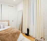 Others 2 1288-4r Newly Furnished Prime UES 2BR