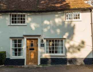 Others 2 Miller Cottage a Luxury 1550 s Cottage in the Historic Centre of Saffron Walden