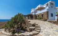 Others 2 La Chapelle Est Grand Suite in Tinos