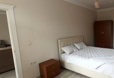 其他 4 Alasraf Suit